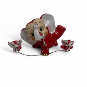 Vintage Mid Century Japan Red Elephants Mom & Babies Chain Family Figurines